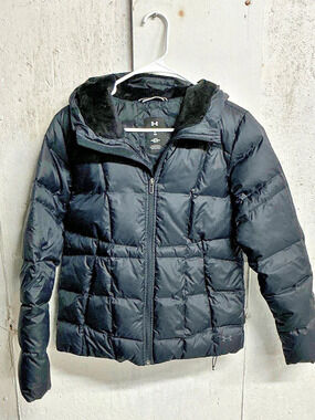 Under Armour UA Legend Down Jacket Women'Small Black Puffer Size Small